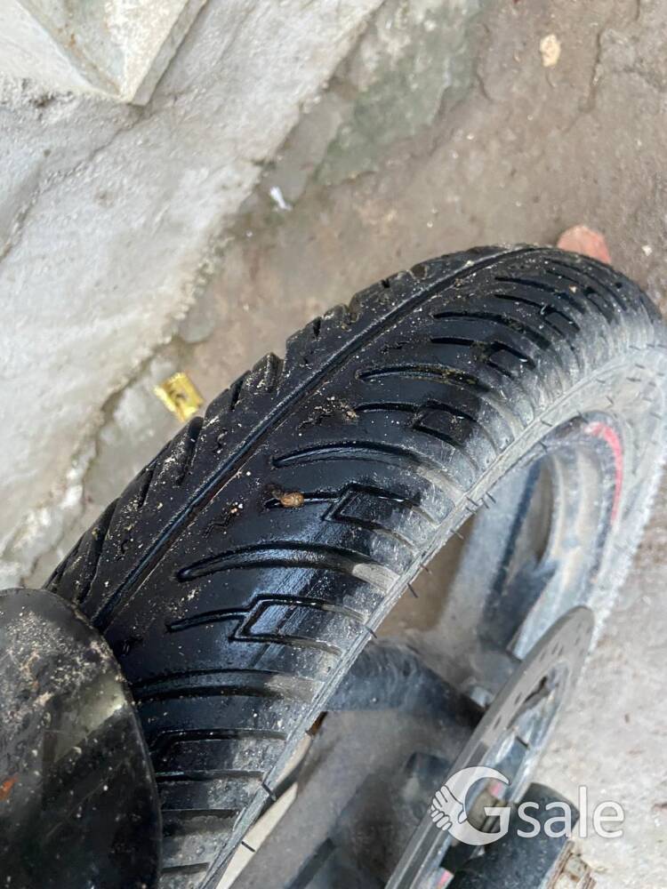 bajaj pulsar 180 2017 