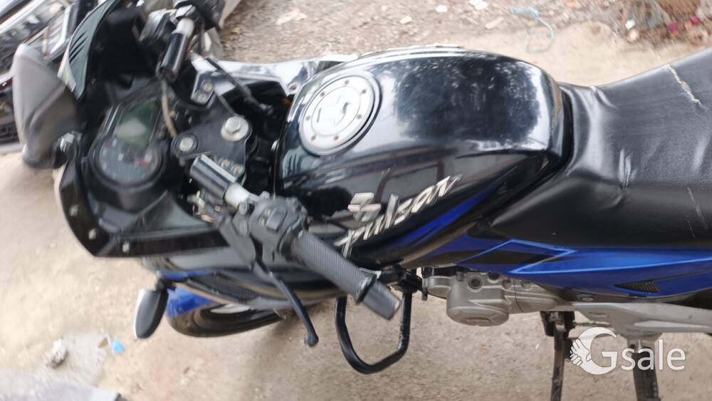 bajaj pulsar