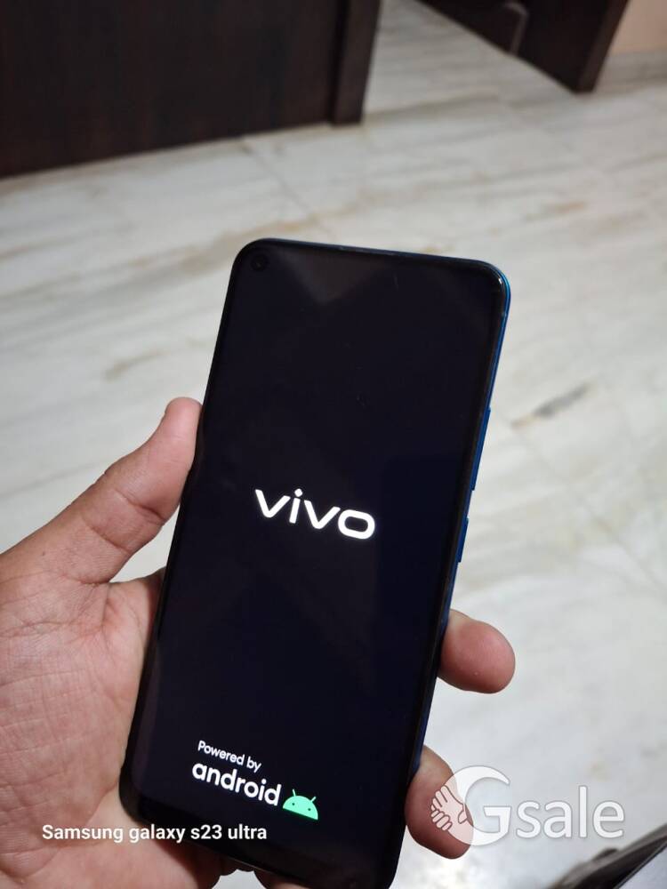 Vivo y 30.  