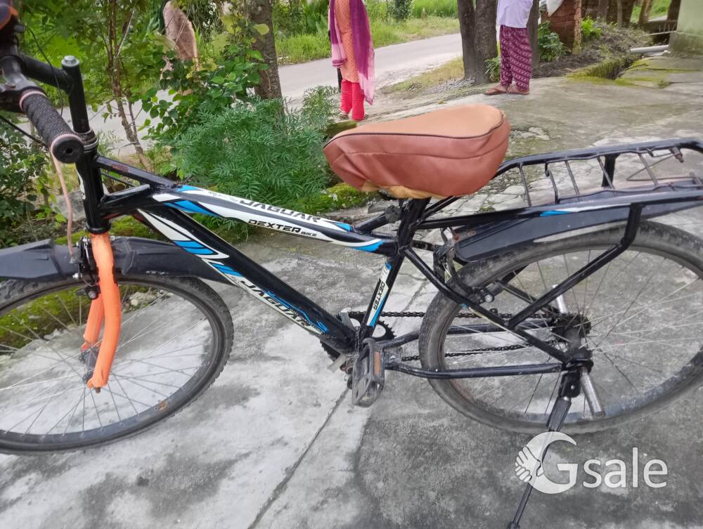 bycycle in black colour 