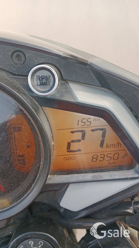 bajaj pulser ns125 8monts bike