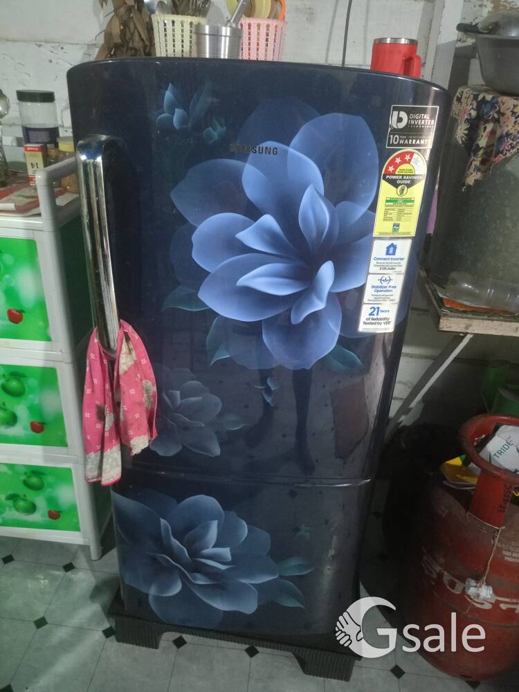 refrigerator 