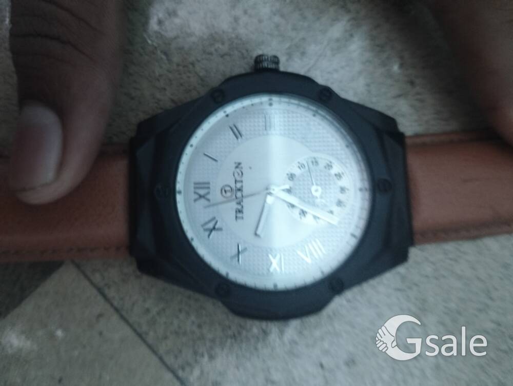 new watch Trackton orginal pic price 500 my price 200