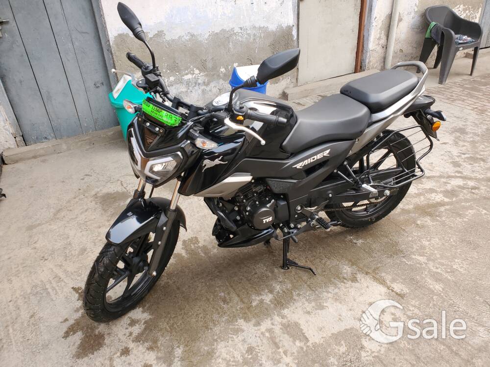 tvs raider 125cc new bike 6month old