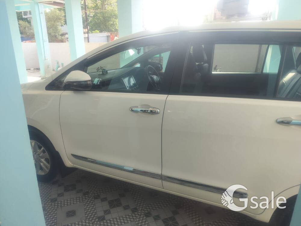New car Innova crysta