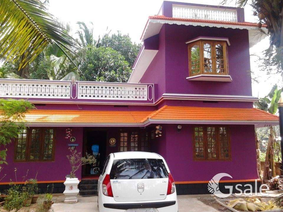 House for sail @Thrissur Road pazhayannur