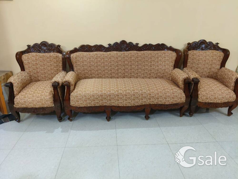 sofa set.....