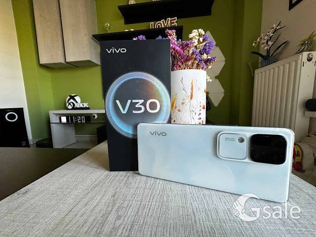vivo30 5G 8/128