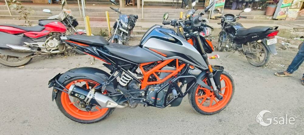 KTM DUKE 390