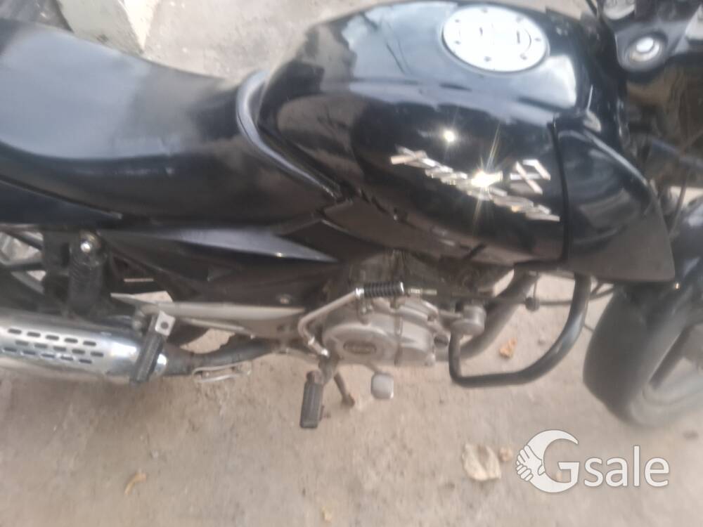 bajaj pulsar 