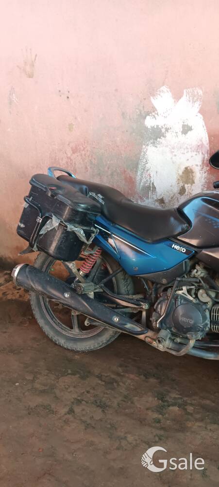 Bike ak dam mast condition Mai hai koi problem nahi hai bike Mai 