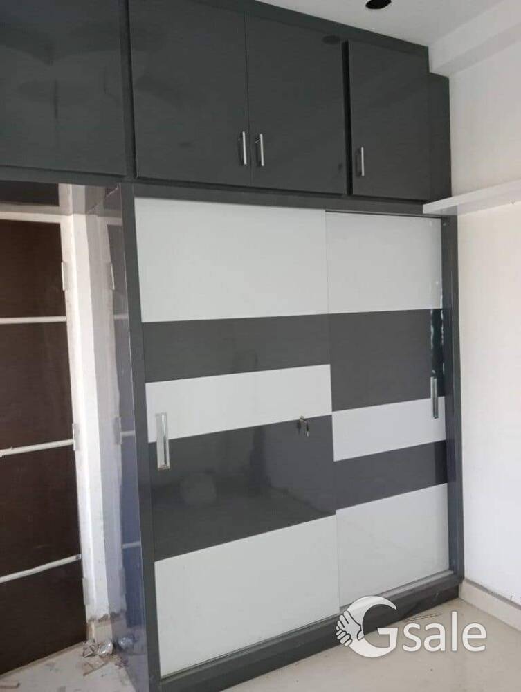 1&6 BHK flat office in full furniture and trunky project solution 