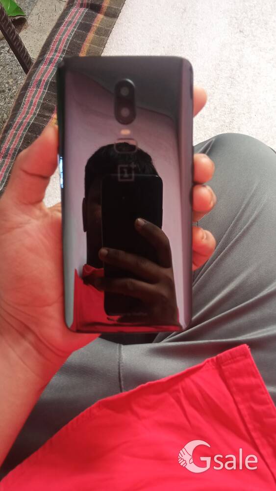 OnePlus 6 