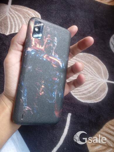Tecno Spark 6 Go 64 GB ( 4 GB RAM)