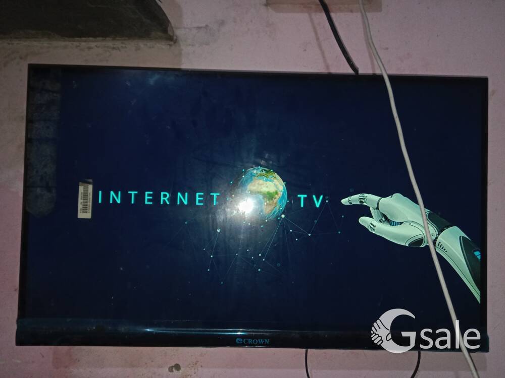 crown tv 32inch android tv 