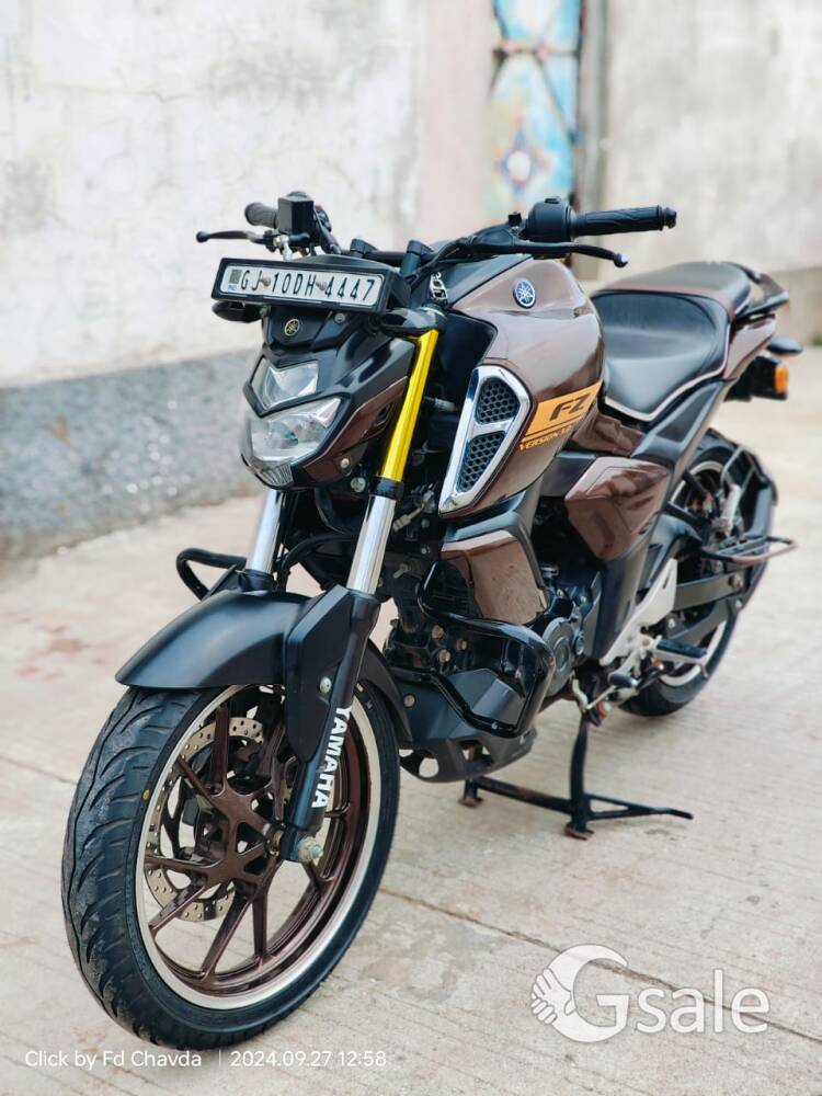Yamaha fzs v3  