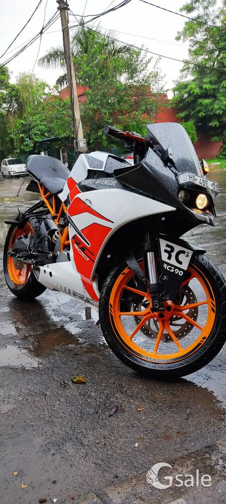 Ok condition KTM bike RC200 Only speed moter promlam model 2016