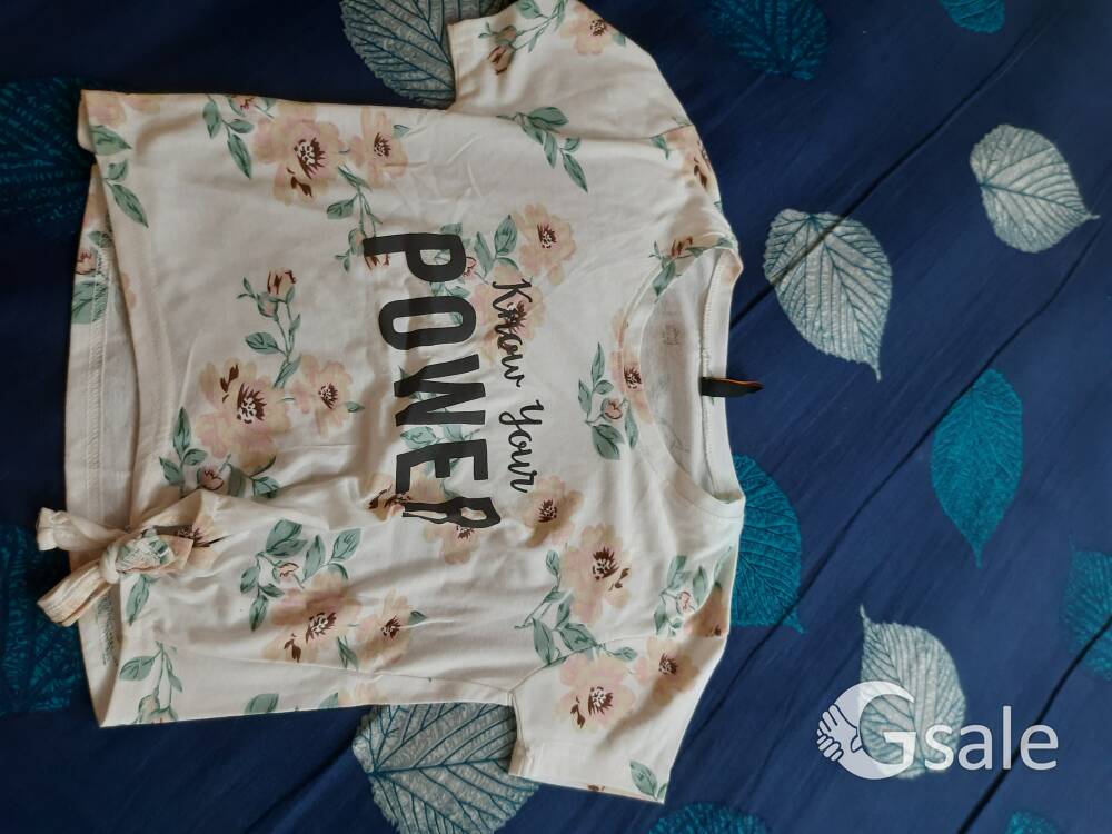 New White Floral Crop Top For Girls 