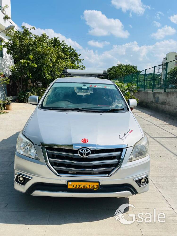 TAYOTA INNOVA 