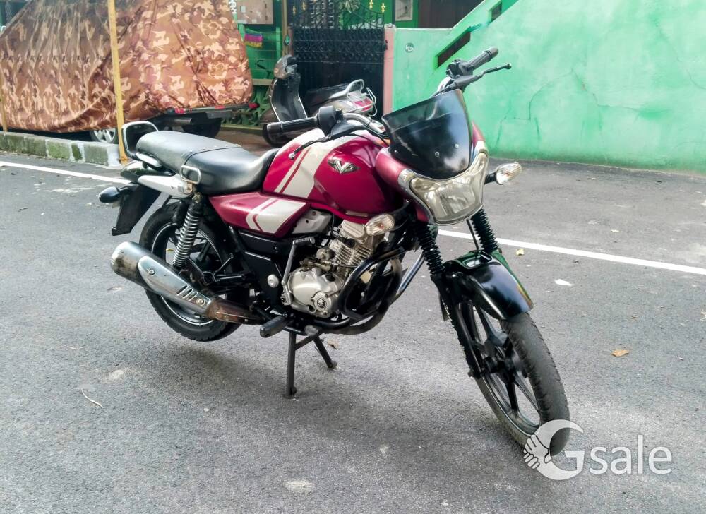 BAJAJ V 15, 2017 MODEL , SINGLE OWNER VERY GOOD CONDITION,RIDE LIKE A BULLET    72001*-*99913