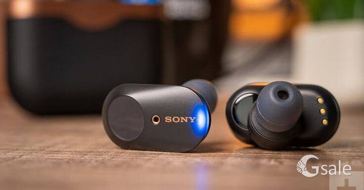 Sony earbuds and headphones 