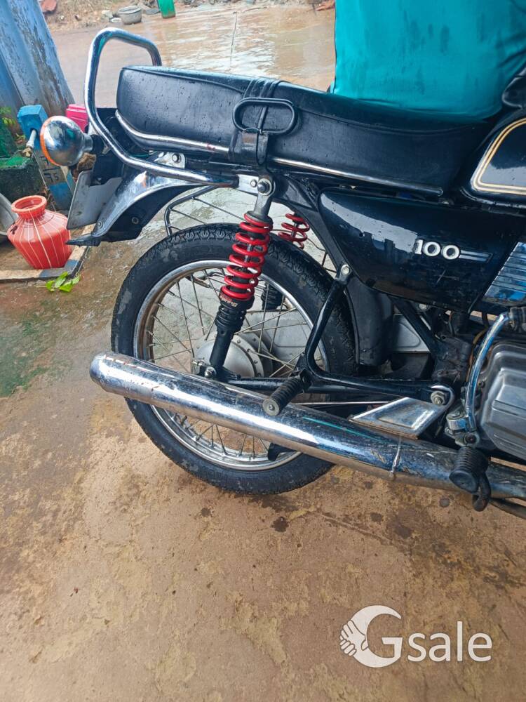 Rx 100 1994 model rajdoot engine urgent seles fc current still to 2027