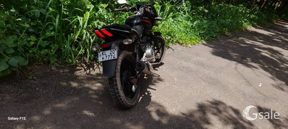 Bajaj pulsar 180 