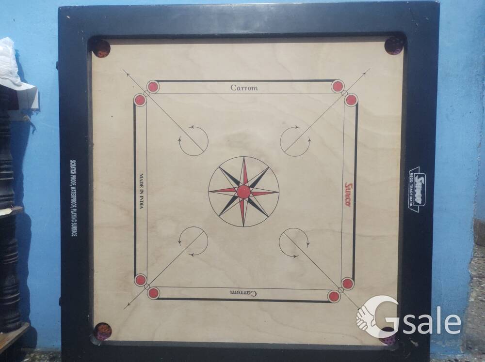 Surco 34 inches carrom board(coins and strikers are not available)