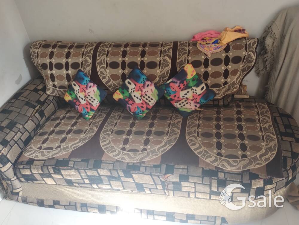 3 seater couch and 2 seater sofa.