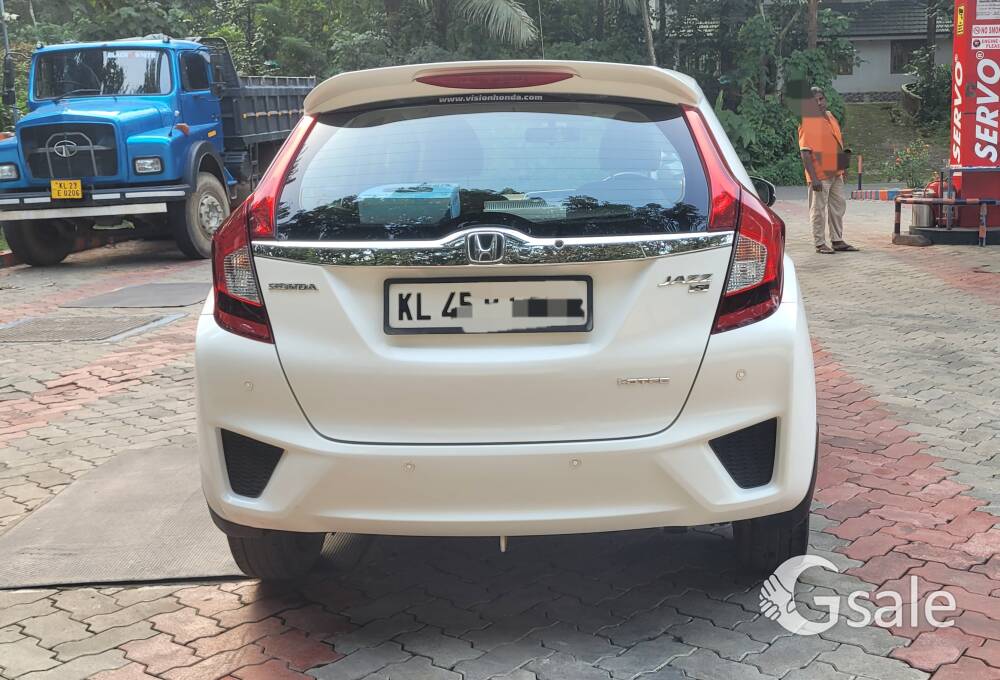 2017 MODEL JAZZ S SINGLE OWNER KM 70000