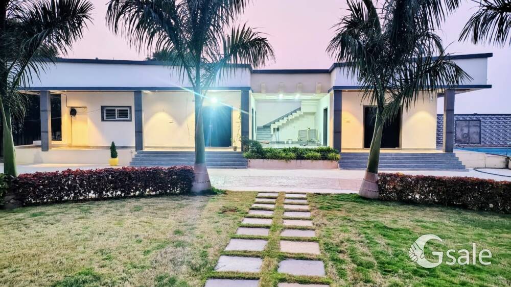1 ACER 18 GUNTAS SUPER GUEST HOUSE AND MANGO GARDEN FOR SALE - NEAR SHAMEERPET -09949941474