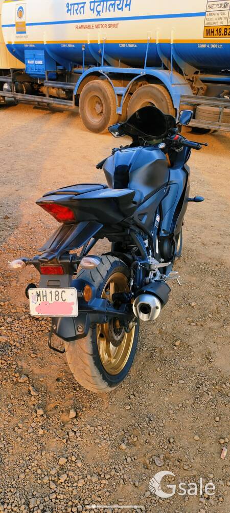 R15 Yamaha