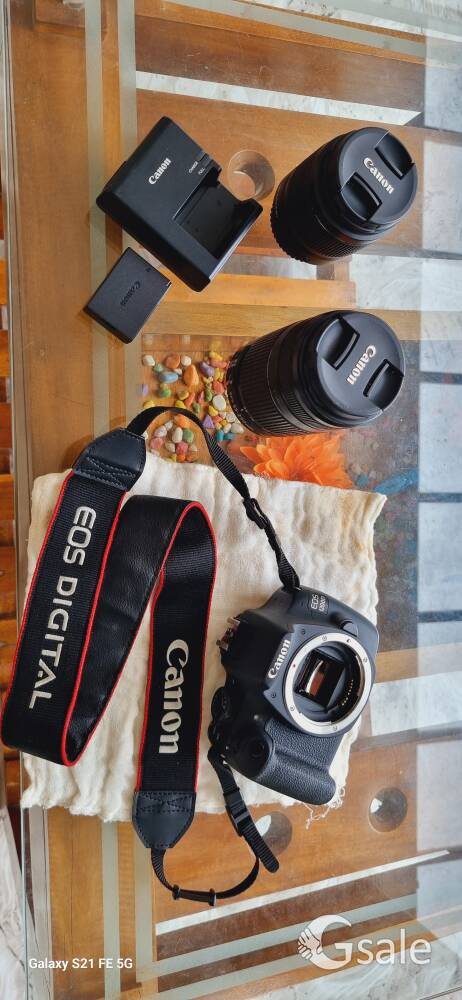 CANON 1200 DSLR CAMERA