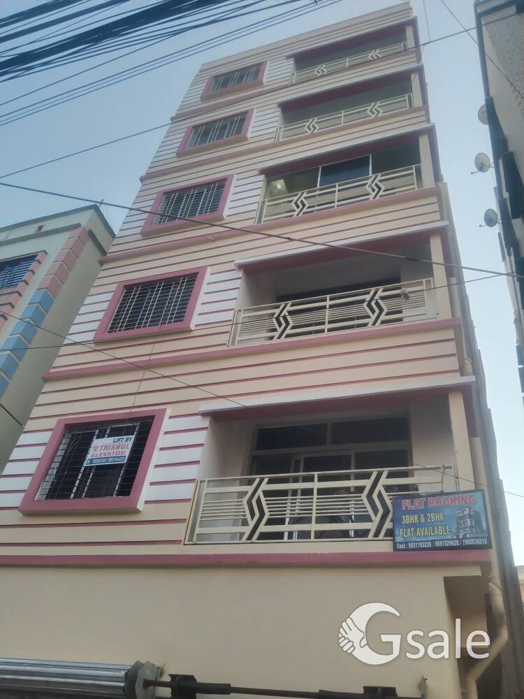 28 LAKH 2 BHK SQFT 835 READY TO MOVE  FLAT IN DUM DUM CANTONMENT 3RD FLOOR SOUTH EAST FACING RB200,