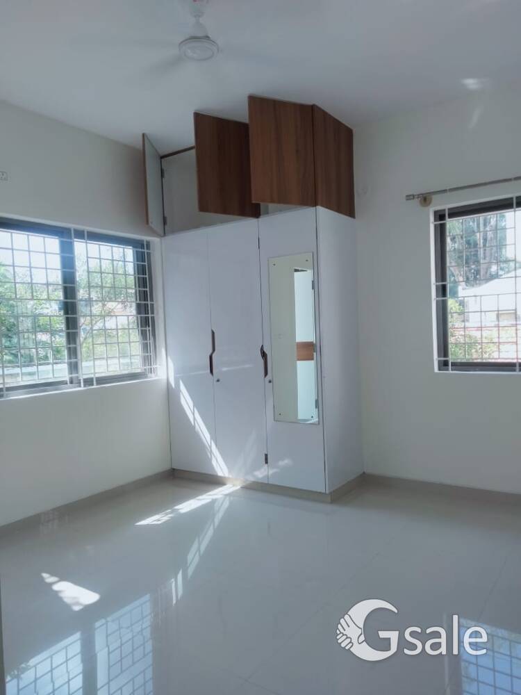 1BHK, RENT 25k, House on 3rd floor, Old Airport Road MURUGESH PALAYA. in Ashoka Avenue.