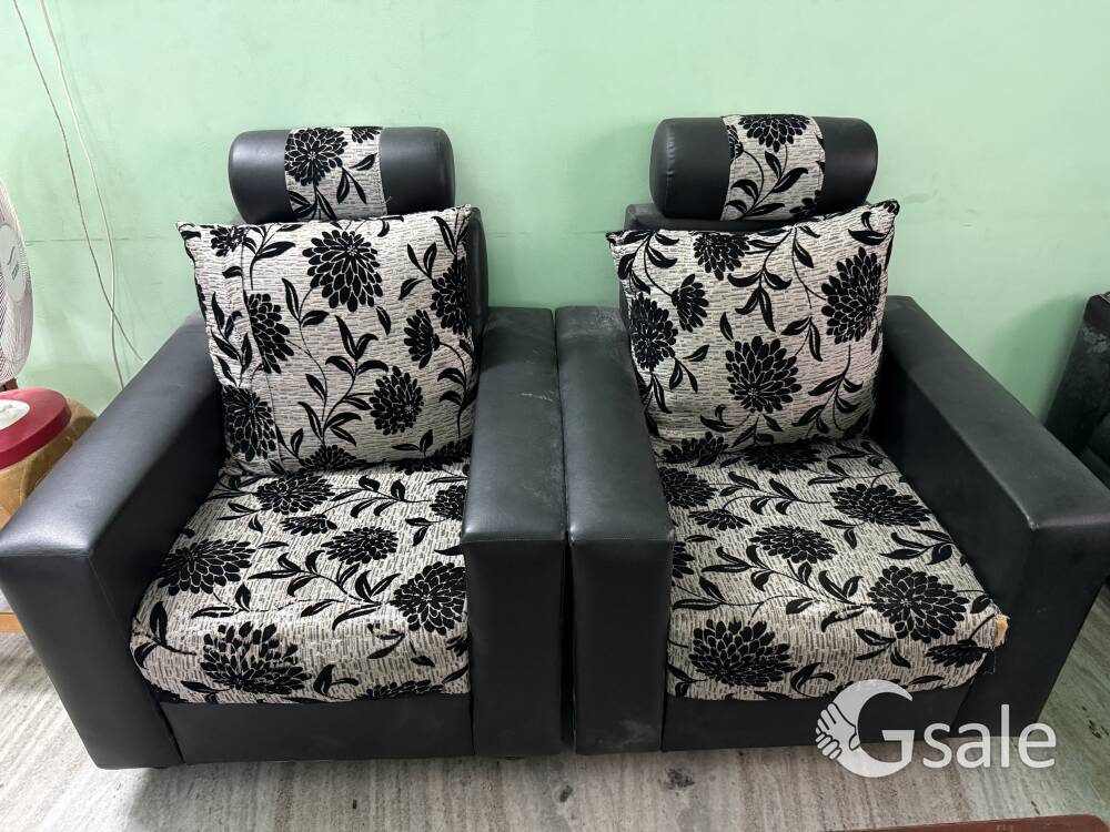 lining sofa set