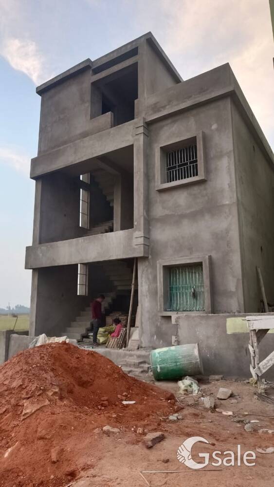 5 bhk Triplex house for sale 