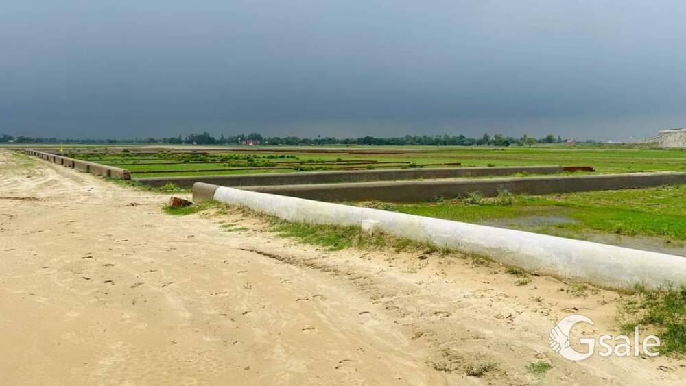 Lucknow me purvanchal expressway se laga hua plot par invest kare bahut kam kimmat me bank loan bhi 