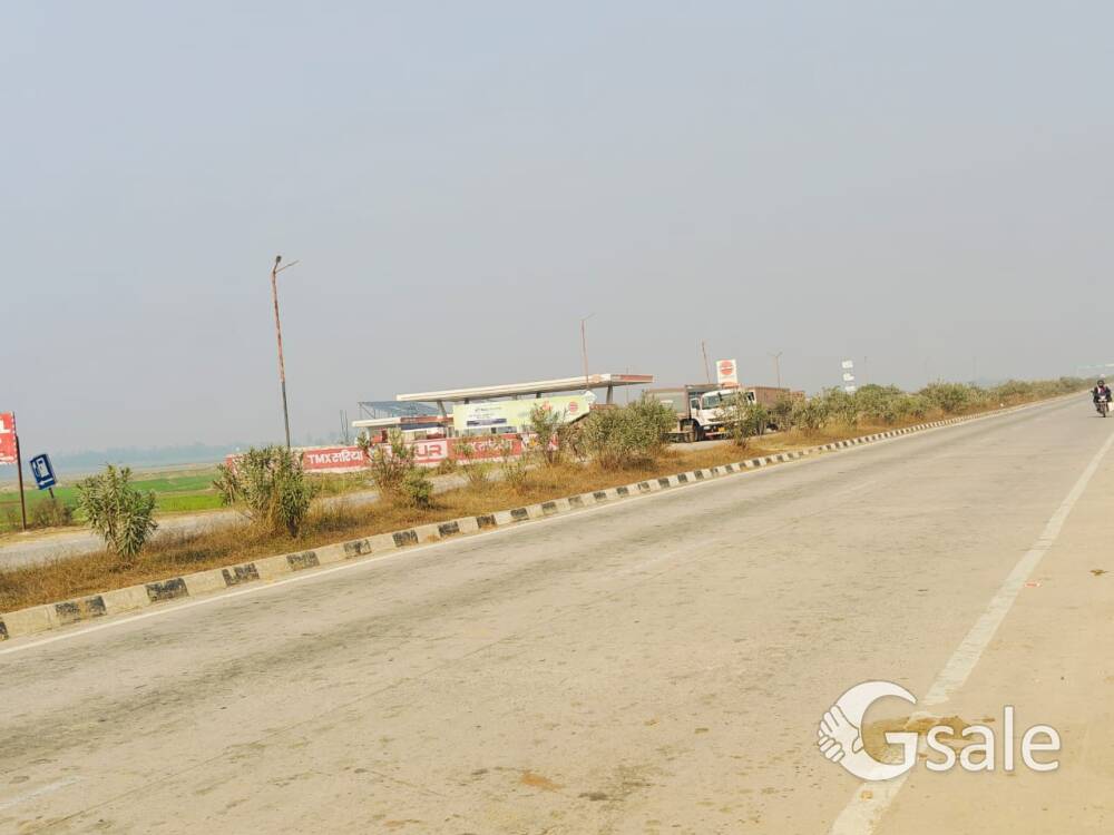 Gorakhpur maniram kamleshwar highway petrol pump ke samne 
