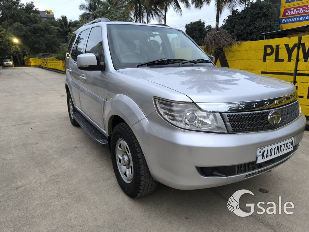 Tata Safari Storme 2014 