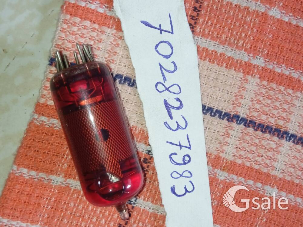 purani red Mercury available hai mere pass sel karne ke liye 7028237983