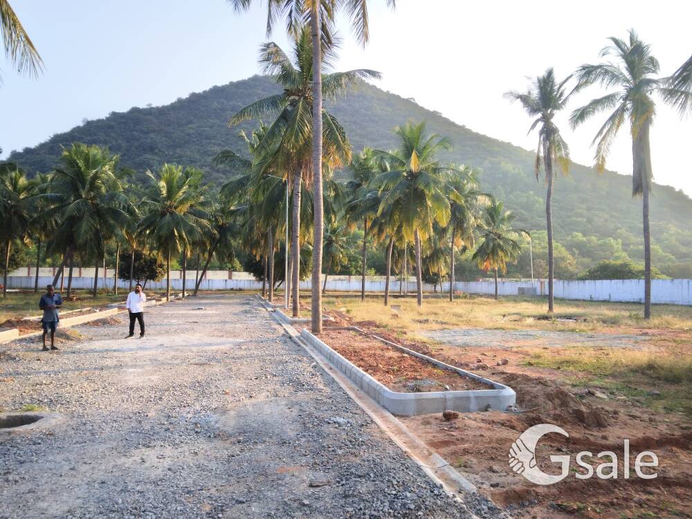 Luxurious Premium Villa Plots right adjacent to IIM, Anandapuram, Visakhapatnam.
