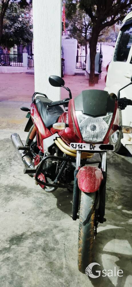 Mahindra centuro 