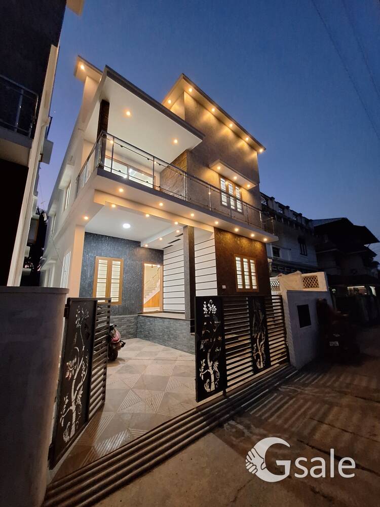 4 BHK semi furnished individual house for sale near chakraparambu