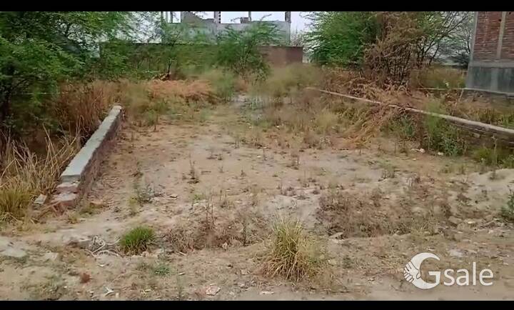 800 sqft plot for sale Near PGI.
