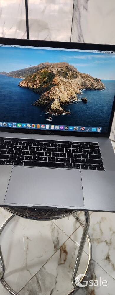 MacBook Pro i7 (16-inch, 2019) -