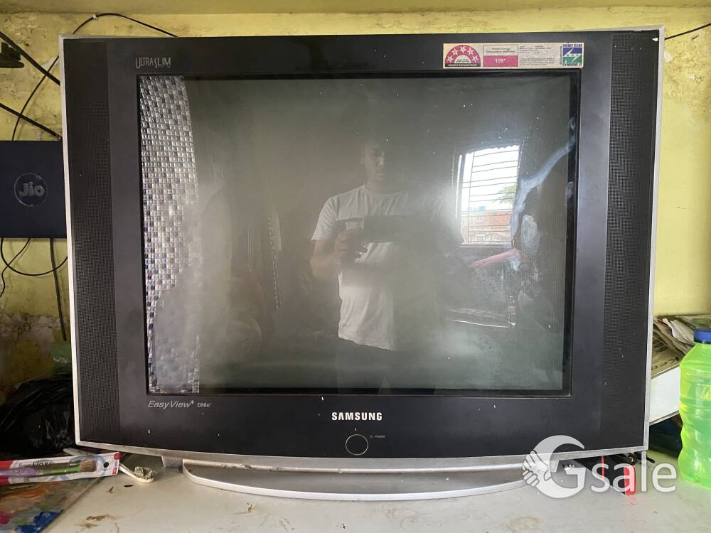 Samsung 32 inch in a running condition 