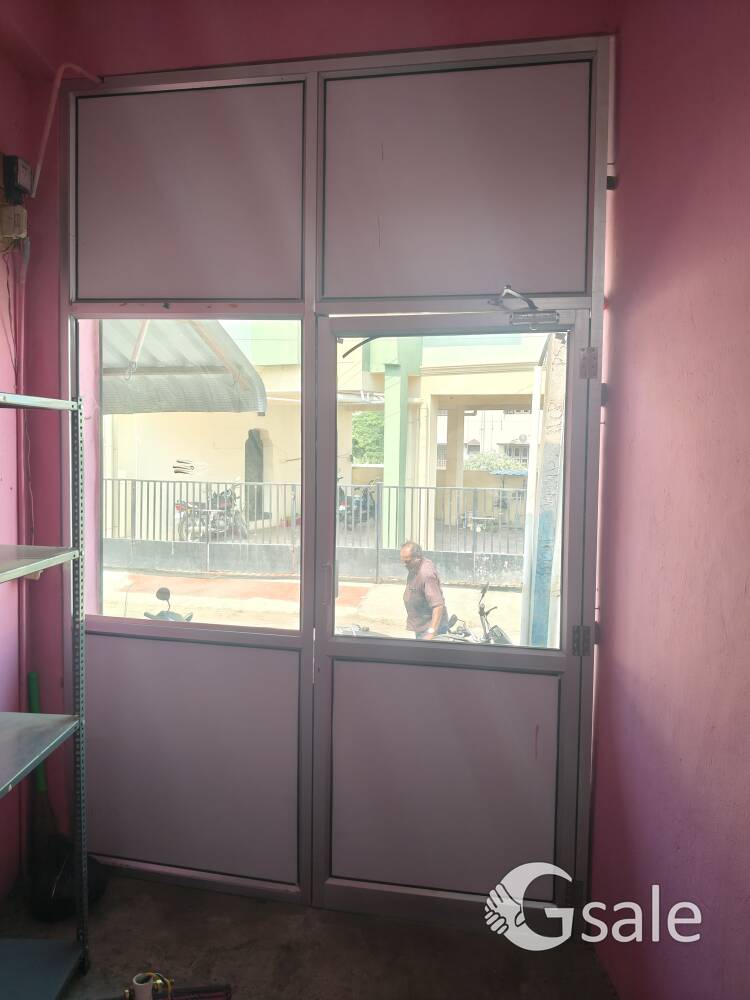 Aluminium frame Glass Door for Home or Office 