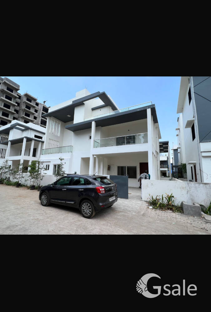 5 BHK East facing Gated Community Cubatic Arte Villa sale at morumpudi