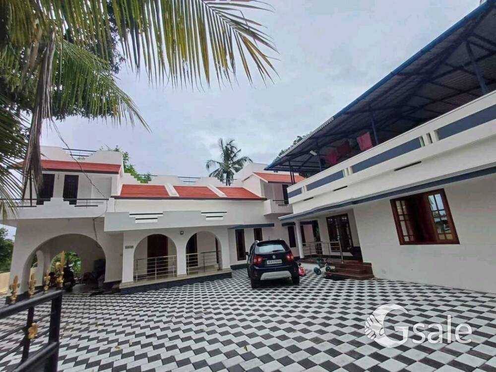 22.25 cents 3000&1200 sqfeet (8bhk) twins house.